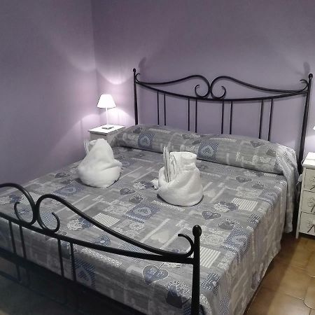 הוילה טרוויניאנו רומאנו La Rosa Sul Lago מראה חיצוני תמונה