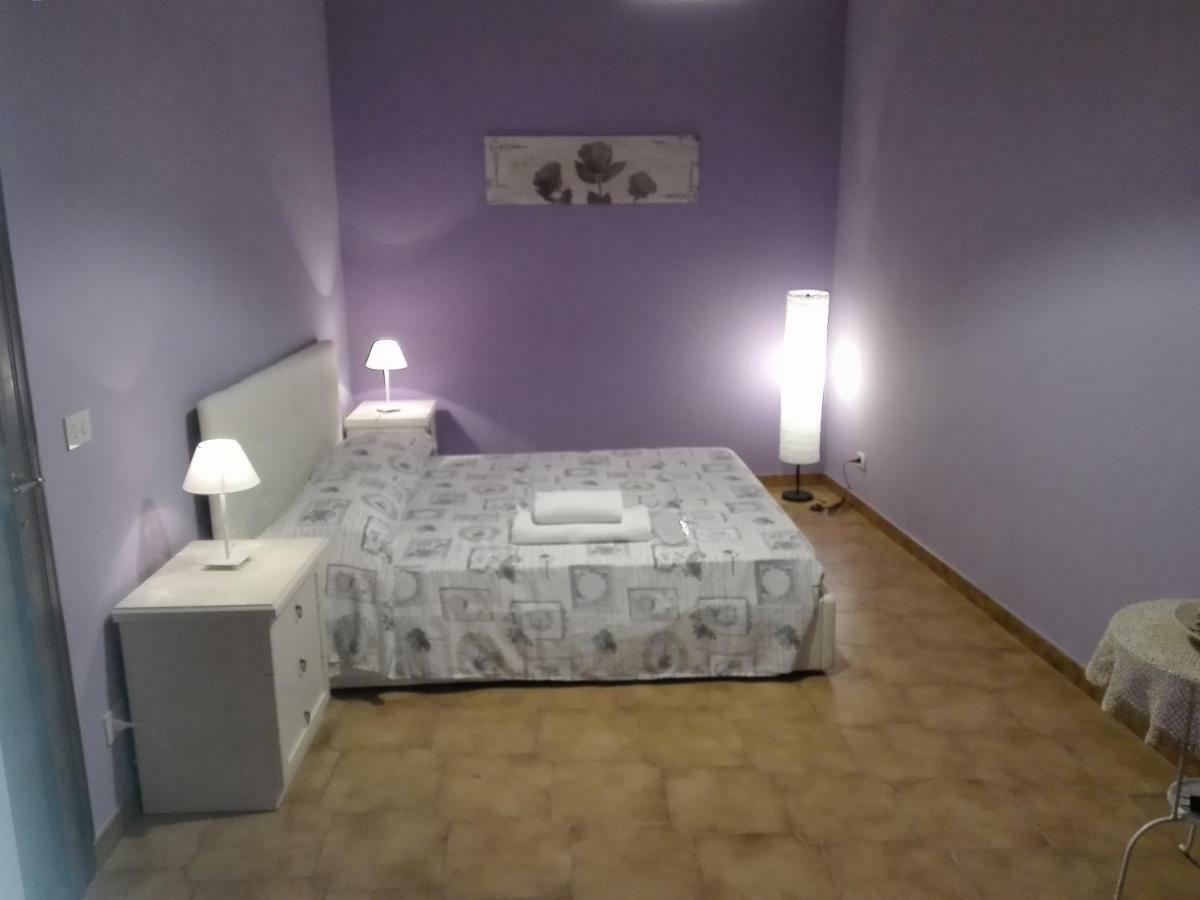 הוילה טרוויניאנו רומאנו La Rosa Sul Lago מראה חיצוני תמונה
