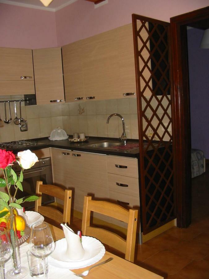 הוילה טרוויניאנו רומאנו La Rosa Sul Lago מראה חיצוני תמונה